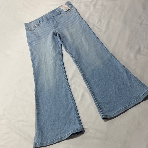 wonder nation Other - Wonder nations girls flare pull on jeans size 10/12 large